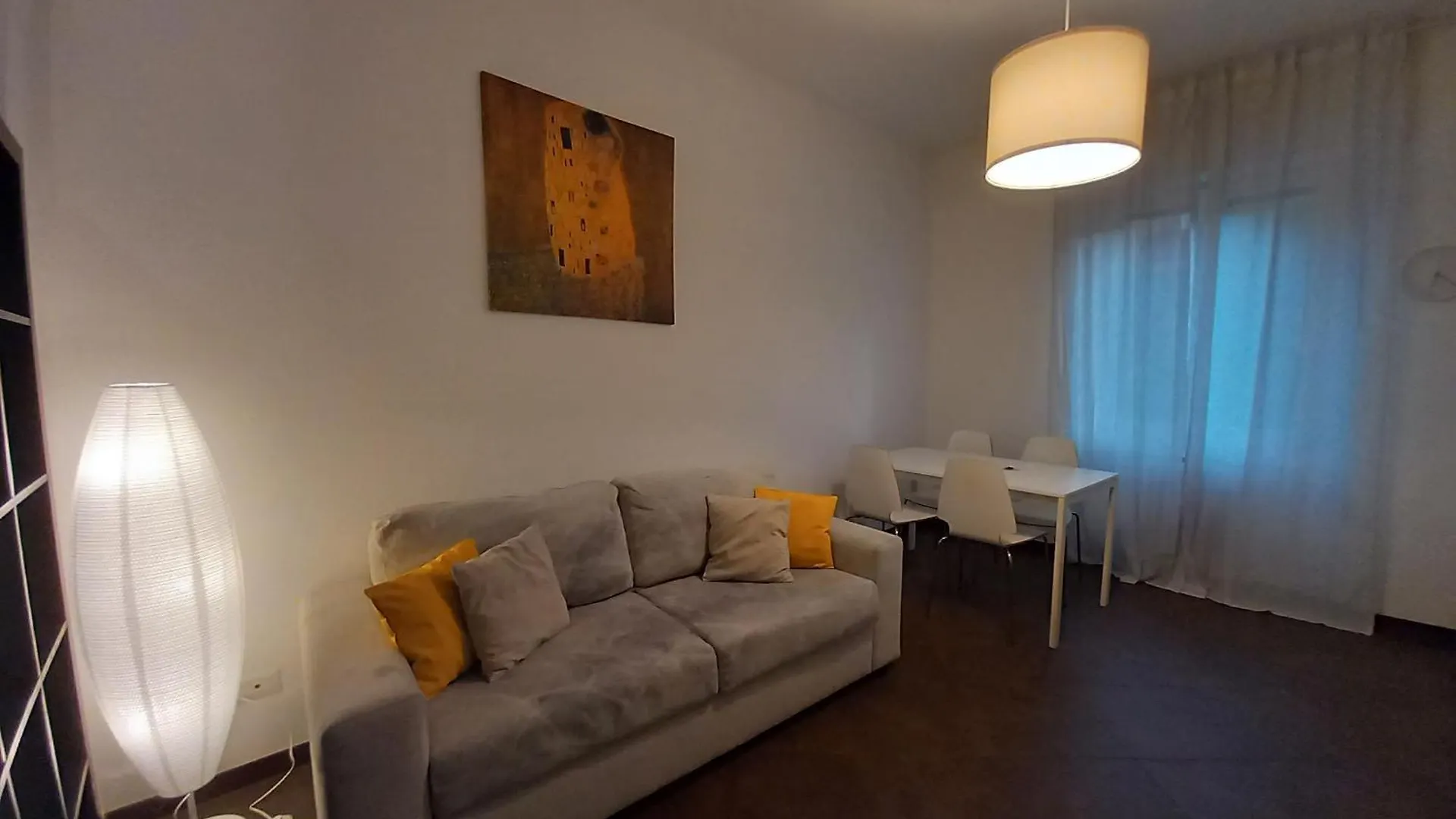 Spazioso Bilocale Vicino Metro Mm4 Argonne - Lome 315 location